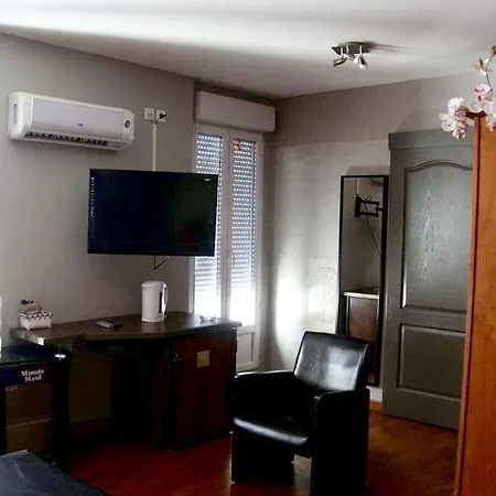 Готель L'avenue Агд